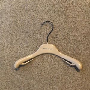 burberry cream hanger